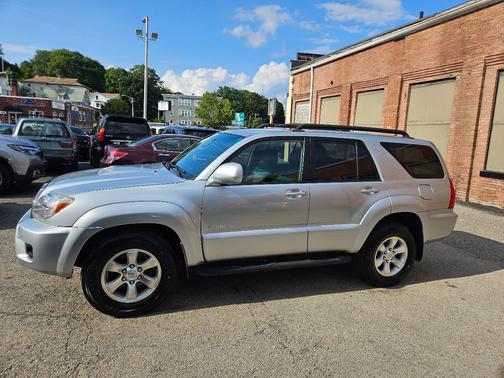 Silver 2007 Toyota 4Runner Sport