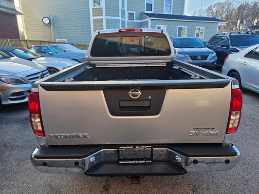 2015 Nissan Frontier SV