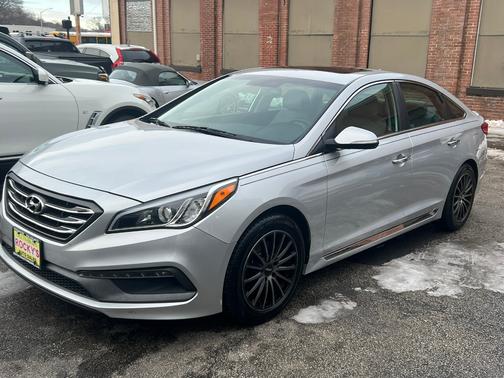 2016 Hyundai SONATA Sport