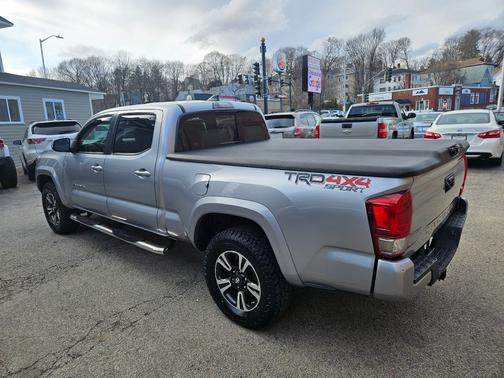 2017 Toyota Tacoma TRD Sport