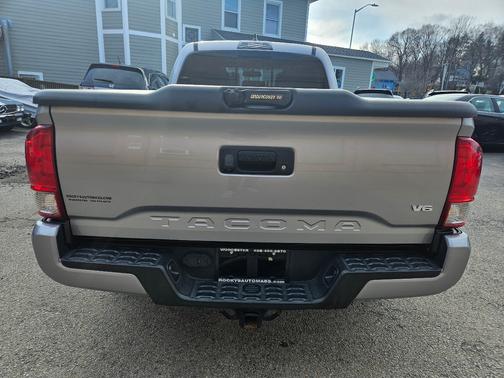 2017 Toyota Tacoma TRD Sport