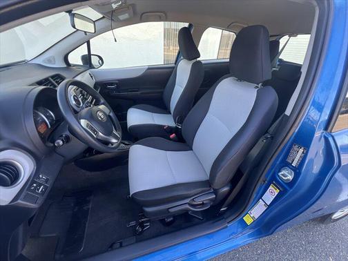 2014 Toyota Yaris LE