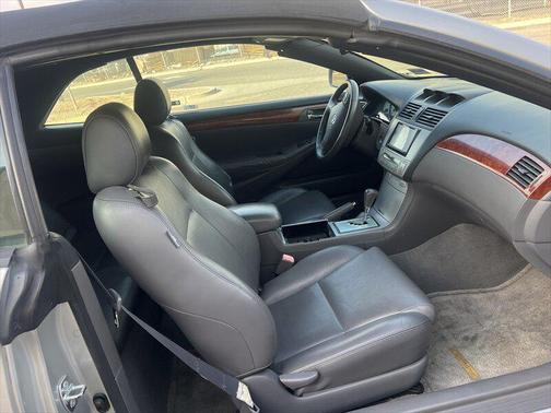 2006 Toyota Camry Solara SLE V6