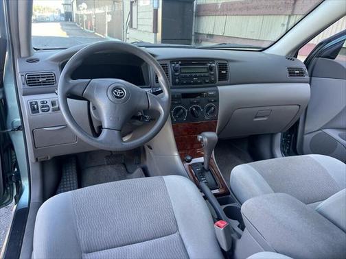 2007 Toyota Corolla LE