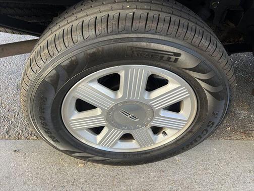 2007 Lincoln Mark LT 