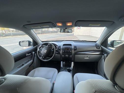 2012 Kia Sorento LX