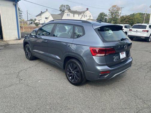 2022 Volkswagen Taos 1.5T S