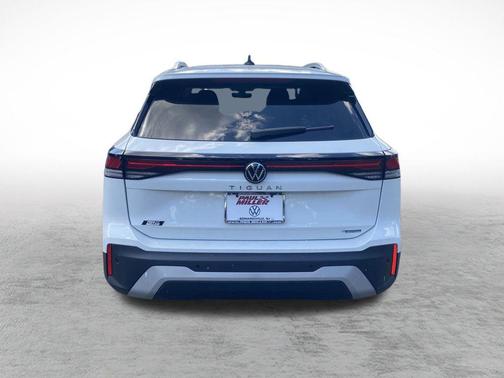 2025 Volkswagen Tiguan 2.0T S 4MOTION