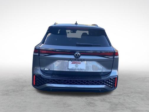 2026 Volkswagen Tiguan 2.0T SE R-Line Black 4MOTION