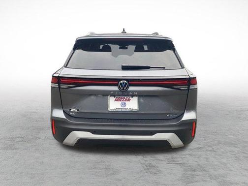 2025 Volkswagen Tiguan 2.0T SE 4MOTION