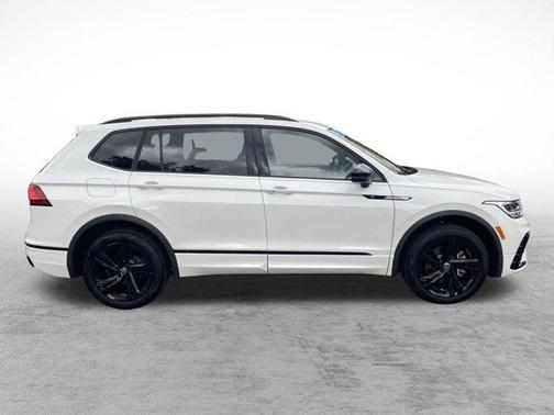 2024 Volkswagen Tiguan 2.0T SE R-Line Black 4MOTION
