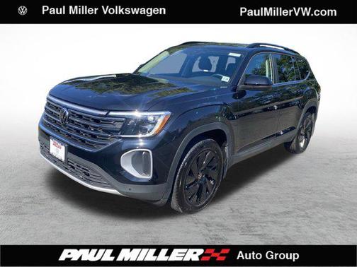 2025 Volkswagen Atlas 2.0T SE w/Technology 4MOTION