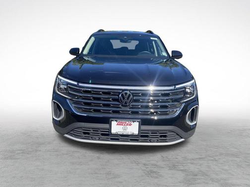 2025 Volkswagen Atlas 2.0T SE w/Technology 4MOTION