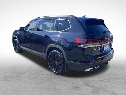 2025 Volkswagen Atlas 2.0T SE w/Technology 4MOTION