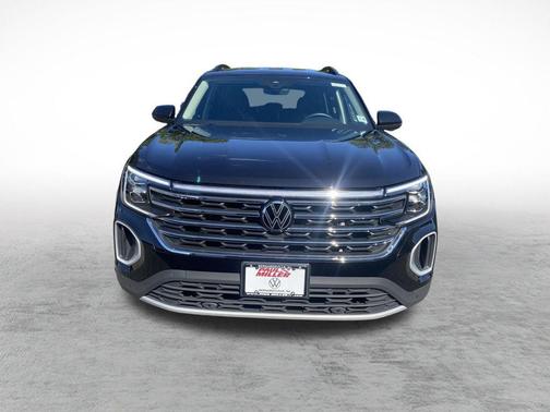 2025 Volkswagen Atlas 2.0T SE w/Technology 4MOTION