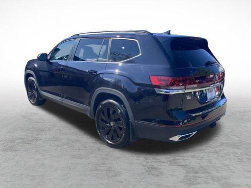 2025 Volkswagen Atlas 2.0T SE w/Technology 4MOTION