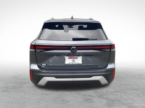 2025 Volkswagen Tiguan 2.0T SE 4MOTION