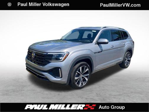 Silver Mist Metallic 2025 Volkswagen Atlas 2.0T SEL Premium R-Line 4MOTION
