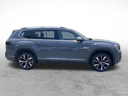 2025 Volkswagen Atlas 2.0T SEL Premium R-Line 4MOTION