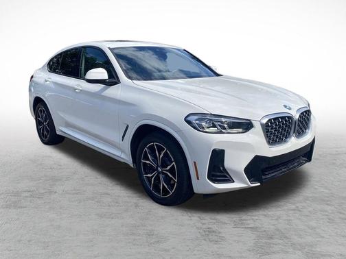 2023 BMW X4 xDrive30i