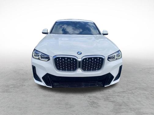 2023 BMW X4 xDrive30i