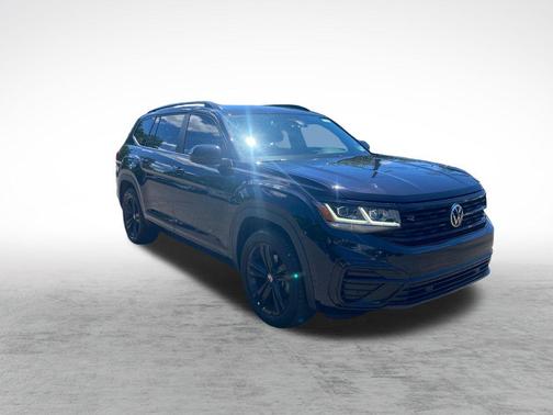 Deep Black 2023 Volkswagen Atlas 3.6L SEL