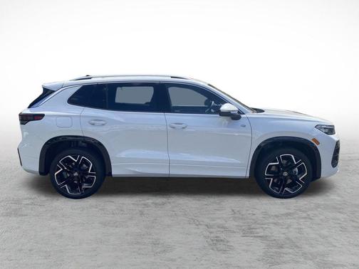 2025 Volkswagen Tiguan 2.0T SEL R-Line 4MOTION
