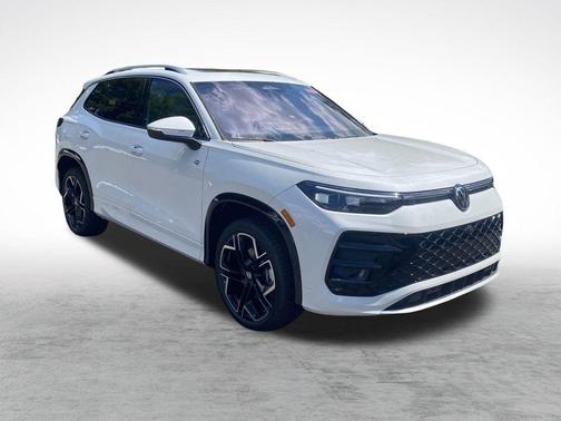 2025 Volkswagen Tiguan 2.0T SEL R-Line 4MOTION