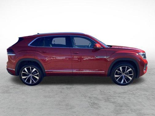 2024 Volkswagen Atlas Cross Sport 2.0T SEL Premium