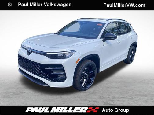 2025 Volkswagen Tiguan 2.0T SE R-Line Black 4MOTION