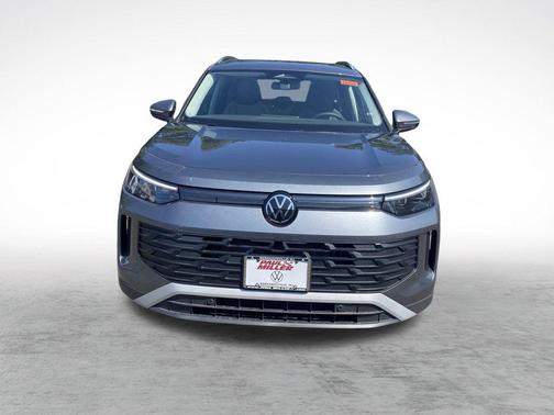 2025 Volkswagen Tiguan 2.0T SE 4MOTION
