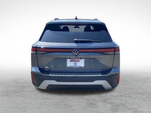 2025 Volkswagen Tiguan 2.0T SE 4MOTION