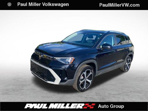 Deep Black 2025 Volkswagen Taos 1.5T SEL
