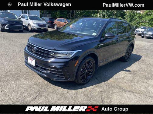 2022 Volkswagen Tiguan 2.0T SE R-Line Black 4MOTION