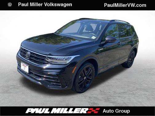 2022 Volkswagen Tiguan 2.0T SE R-Line Black 4MOTION