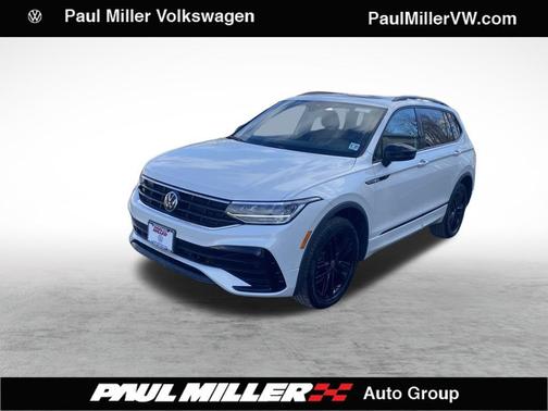 2022 Volkswagen Tiguan 2.0T SE R-Line Black 4MOTION