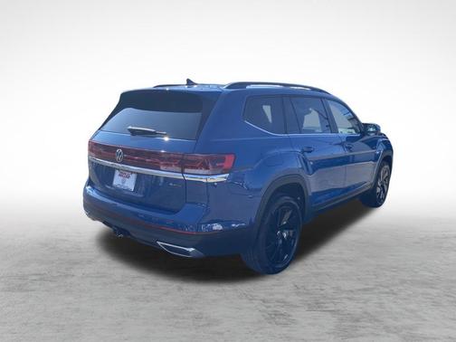 Blue Metallic 2025 Volkswagen Atlas 2.0T SE w/Technology 4MOTION