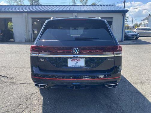 2026 Volkswagen Atlas 2.0T SEL Premium R-Line 4MOTION
