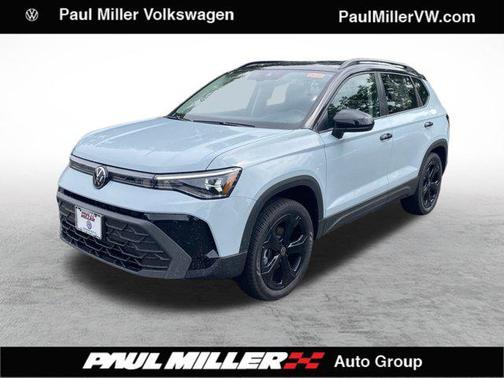 2025 Volkswagen Taos 1.5T SE Black