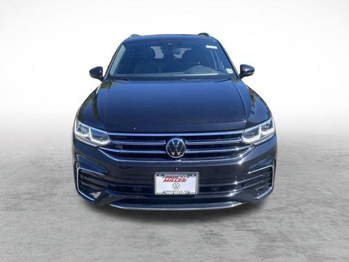 2022 Volkswagen Tiguan 2.0T SEL R-Line 4MOTION