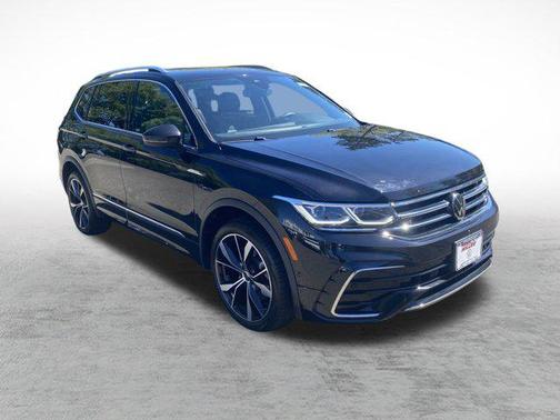 2022 Volkswagen Tiguan 2.0T SEL R-Line 4MOTION