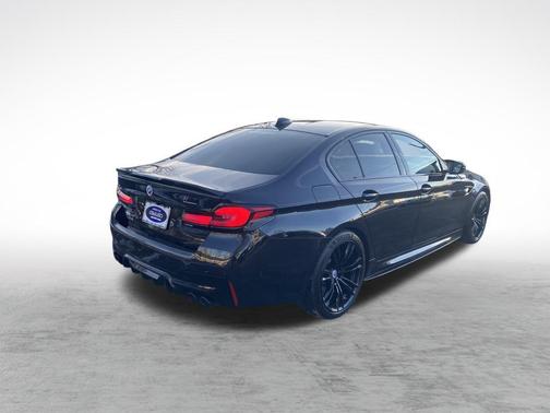 2022 BMW M5 Base