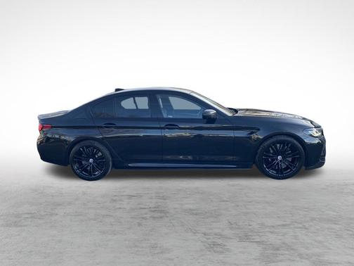 2022 BMW M5 Base
