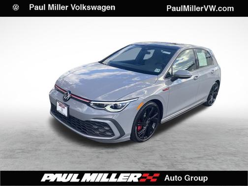 2022 Volkswagen Golf GTI 2.0T SE DSG