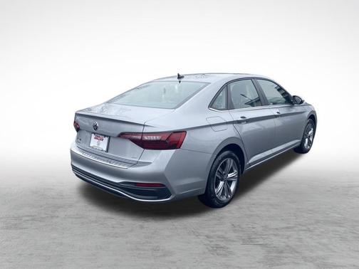 Pyrite Silver Metallic 2023 Volkswagen Jetta 1.5T SE