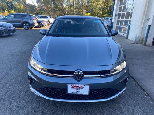 2026 Volkswagen Jetta 1.4T SE