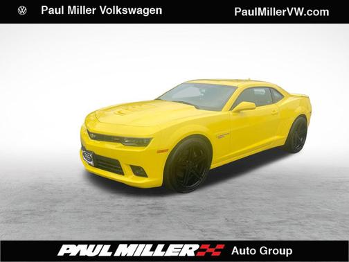 Bright Yellow 2015 Chevrolet Camaro 1SS