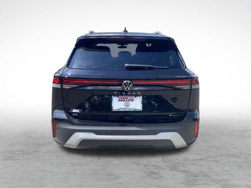 2025 Volkswagen Tiguan 2.0T SE 4MOTION