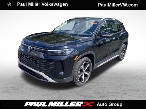 2025 Volkswagen Tiguan 2.0T SE 4MOTION
