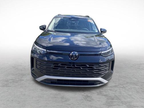 2025 Volkswagen Tiguan 2.0T SE 4MOTION